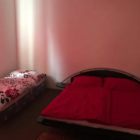 Apartmán 4 *